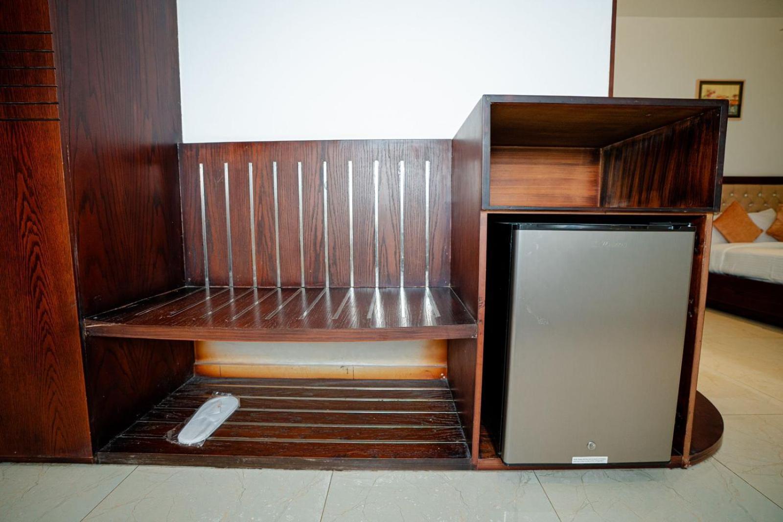 Royal Raj Hotel Rajshahi Ngoại thất bức ảnh
