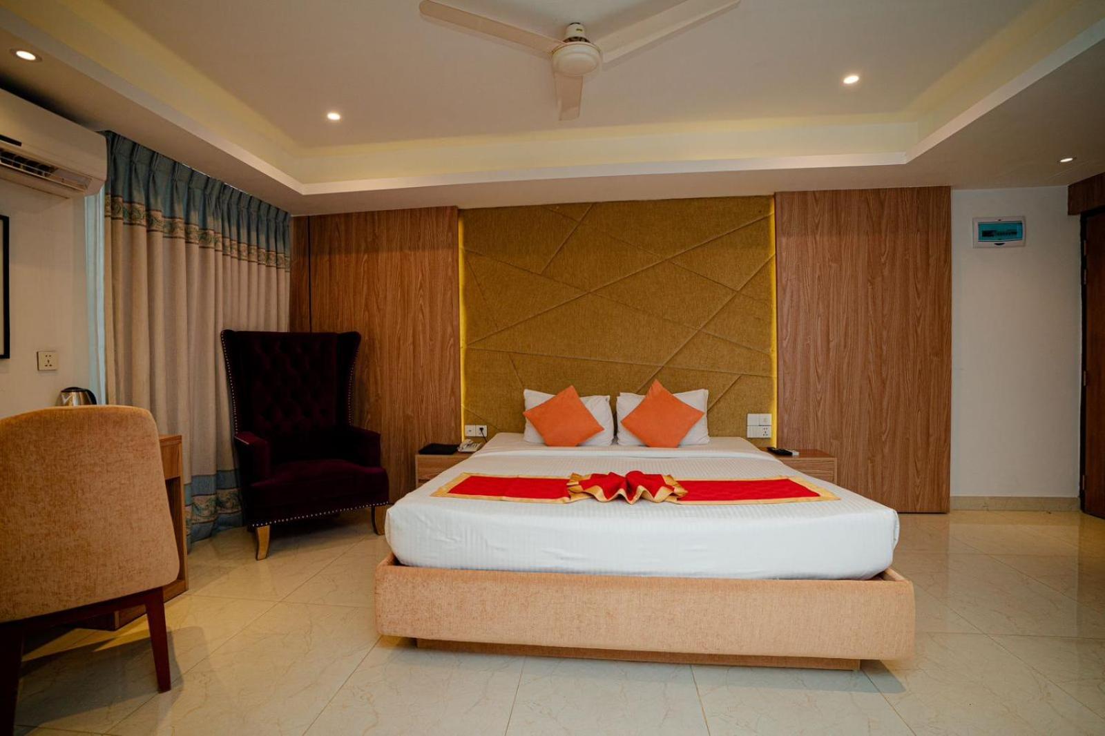 Royal Raj Hotel Rajshahi Ngoại thất bức ảnh